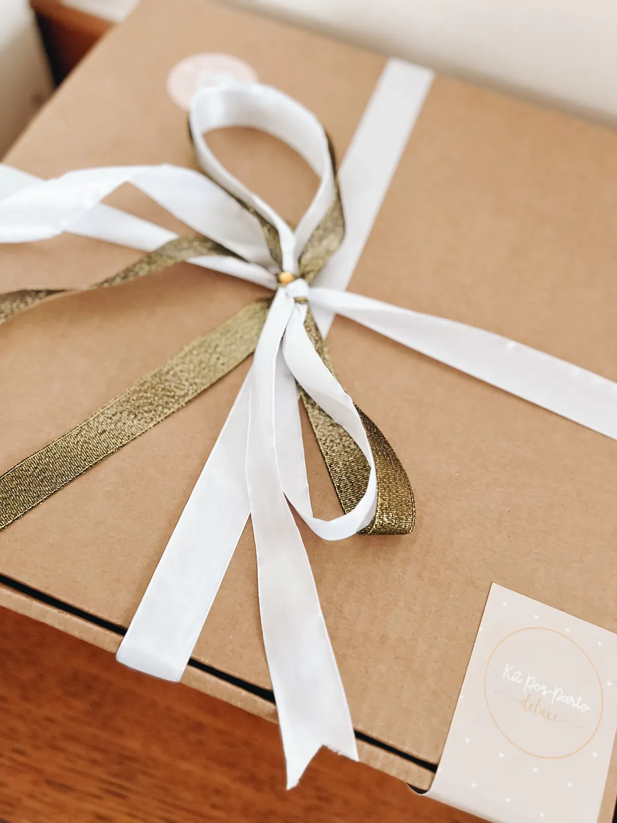 O que oferecer a uma mãe recém-nascida: 15 ideias de presentes pós-parto
